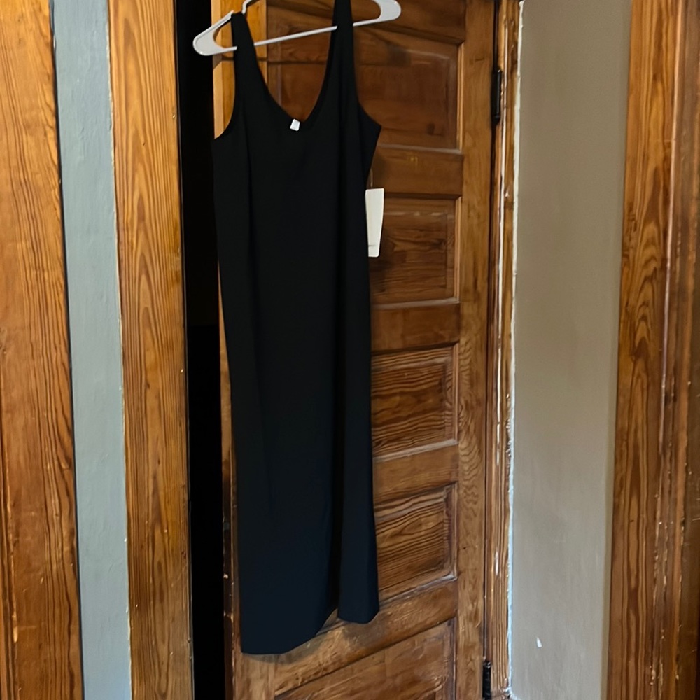 Lululemon V Neck Midi Dress